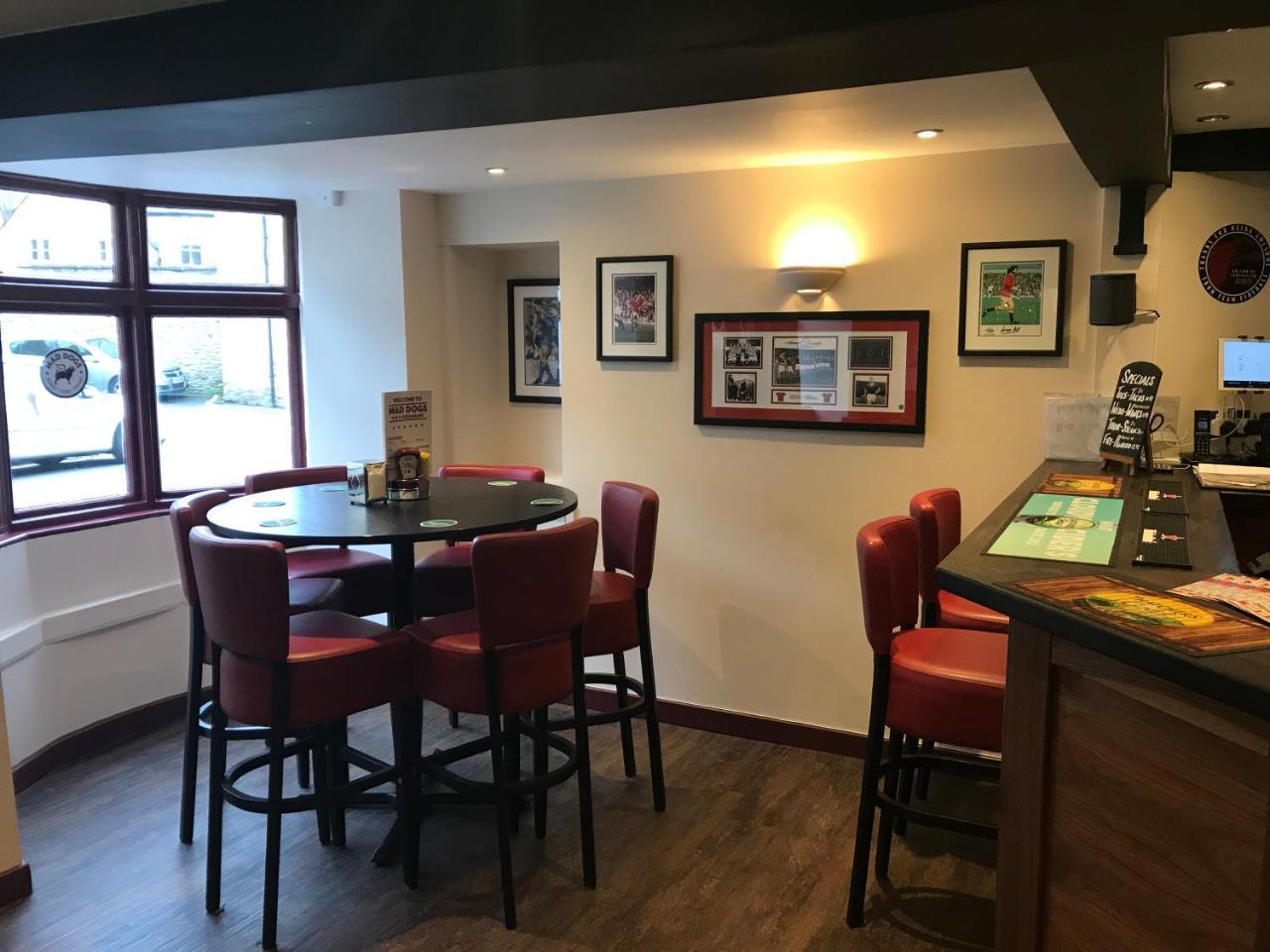 The Britannia Inn シャーボーン エクステリア 写真